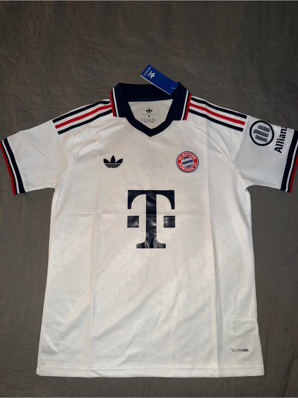 Bayern Munchen 26/27 away jersey